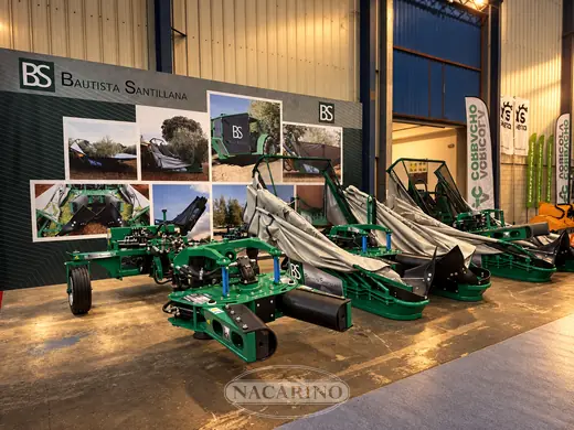 Pulverizadores y atomizadores en el stand de Nacarino en feria